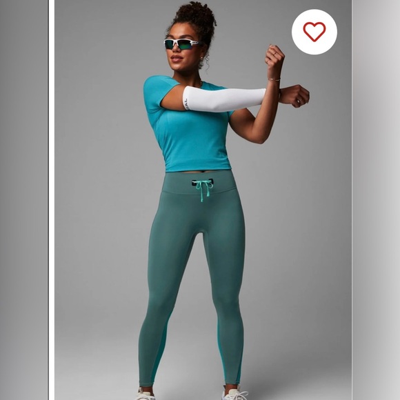Fabletics Pants - NWT Fabletics high waisted leggings teal storm slate ocean eyes size M Stride 9”